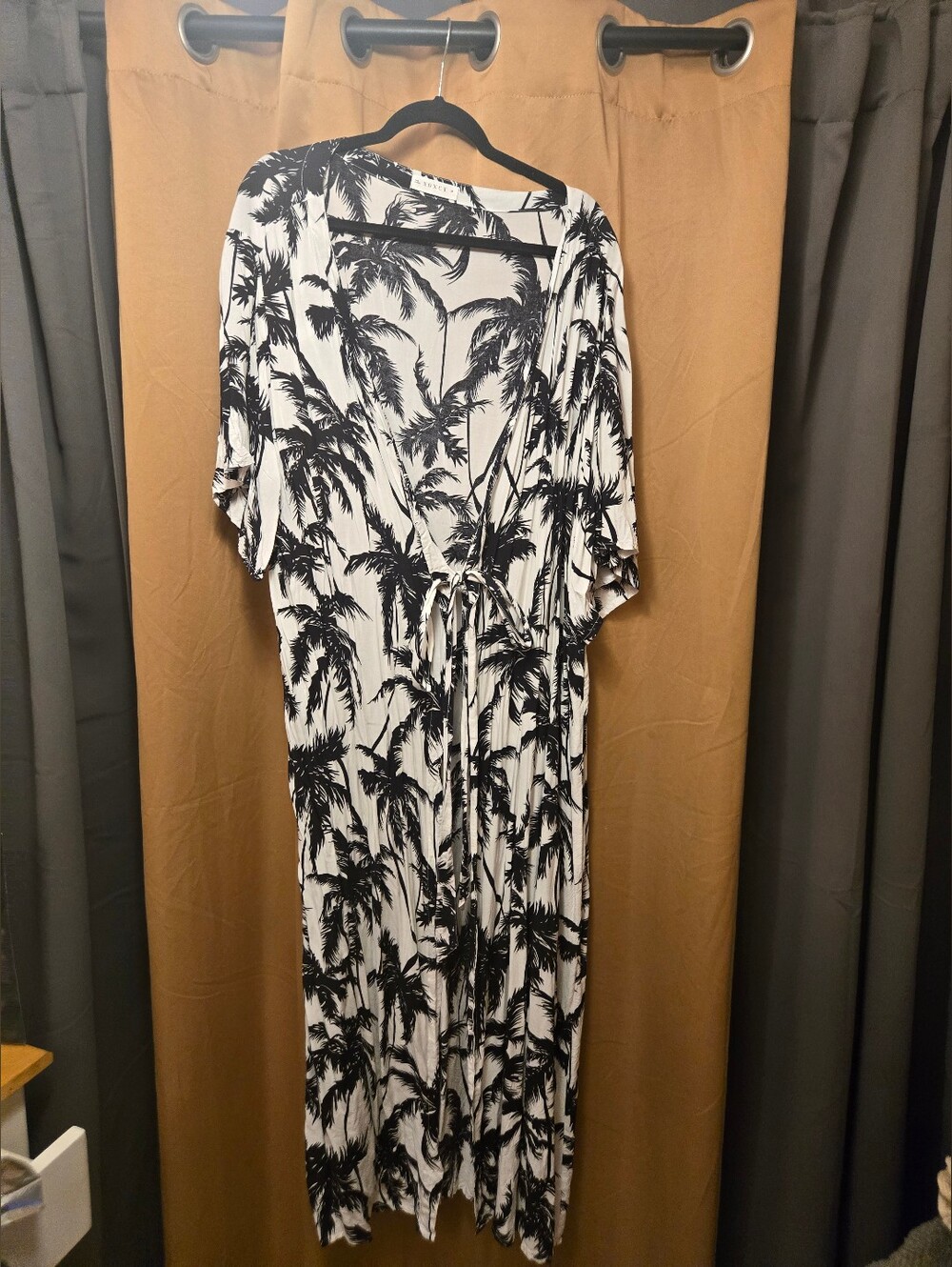 Soncy Black & White Palm Print Kimono 3/5